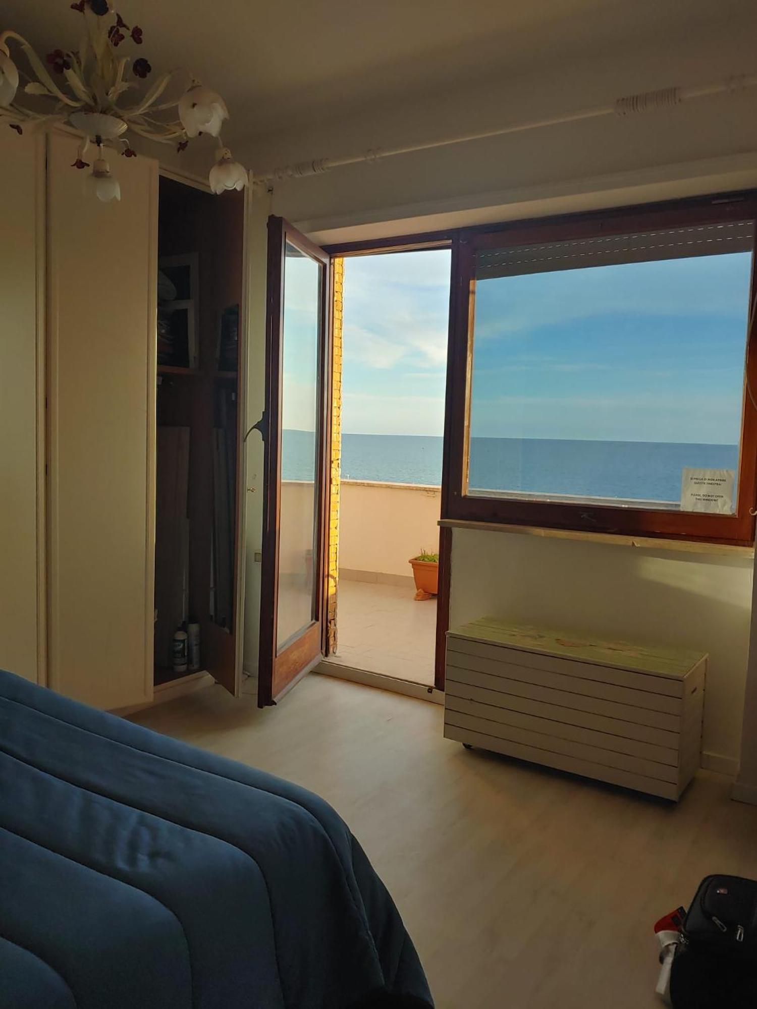 Ostia Attico Fronte Mare Apartment Exterior photo